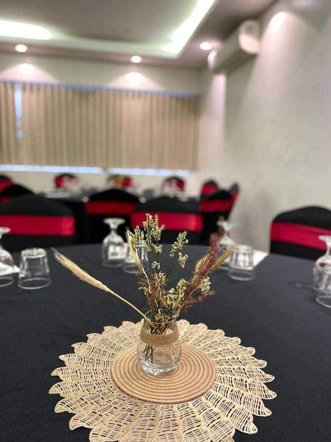 Bravo Tanauan Hotel Buitenkant foto